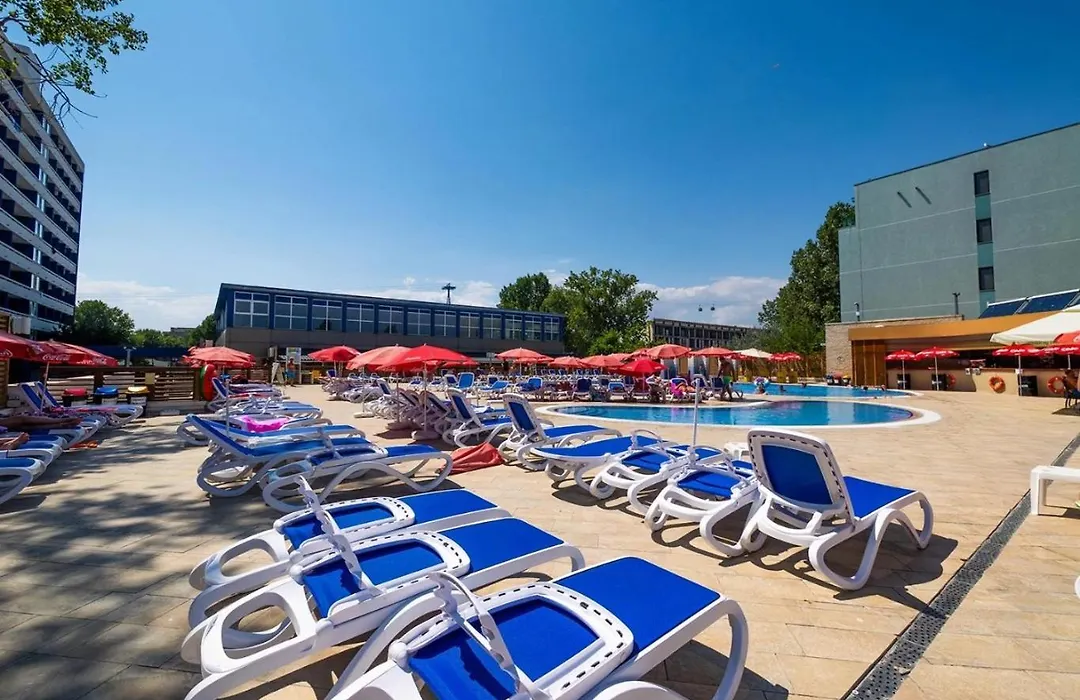 Hotel Aurora-1