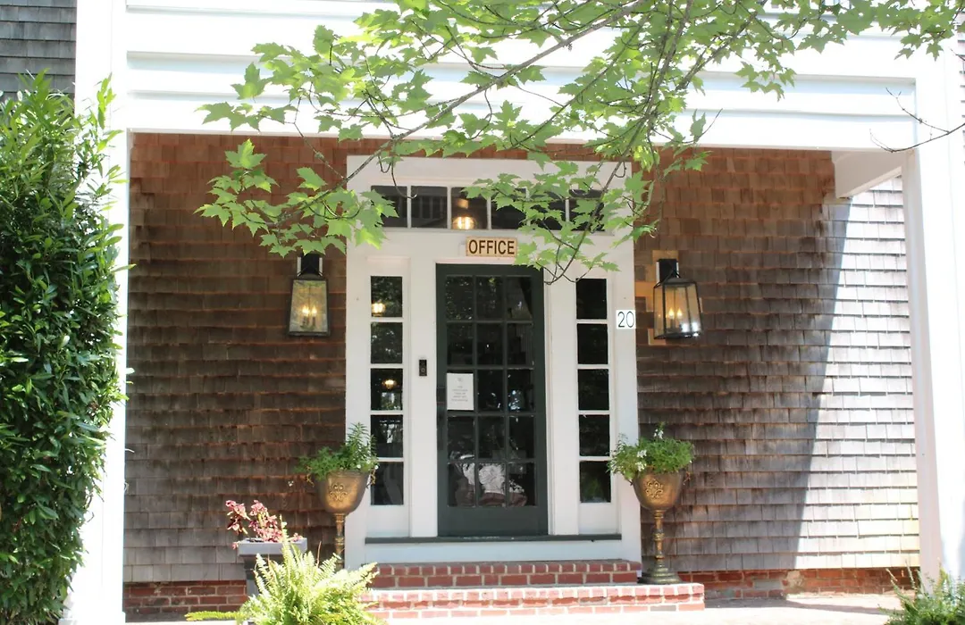 Edgartown Commons-1