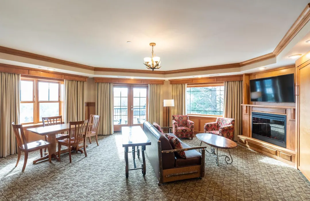 Grandview Lake Placid-1