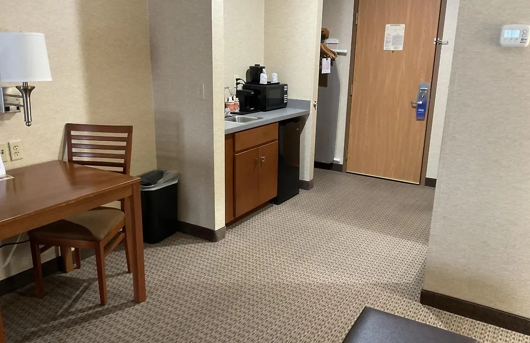 Comfort Suites Hotel And Conference Center-1