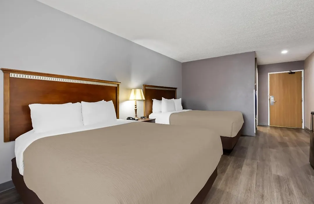 Quality Inn Near Monument Health Rapid City Hospital-1