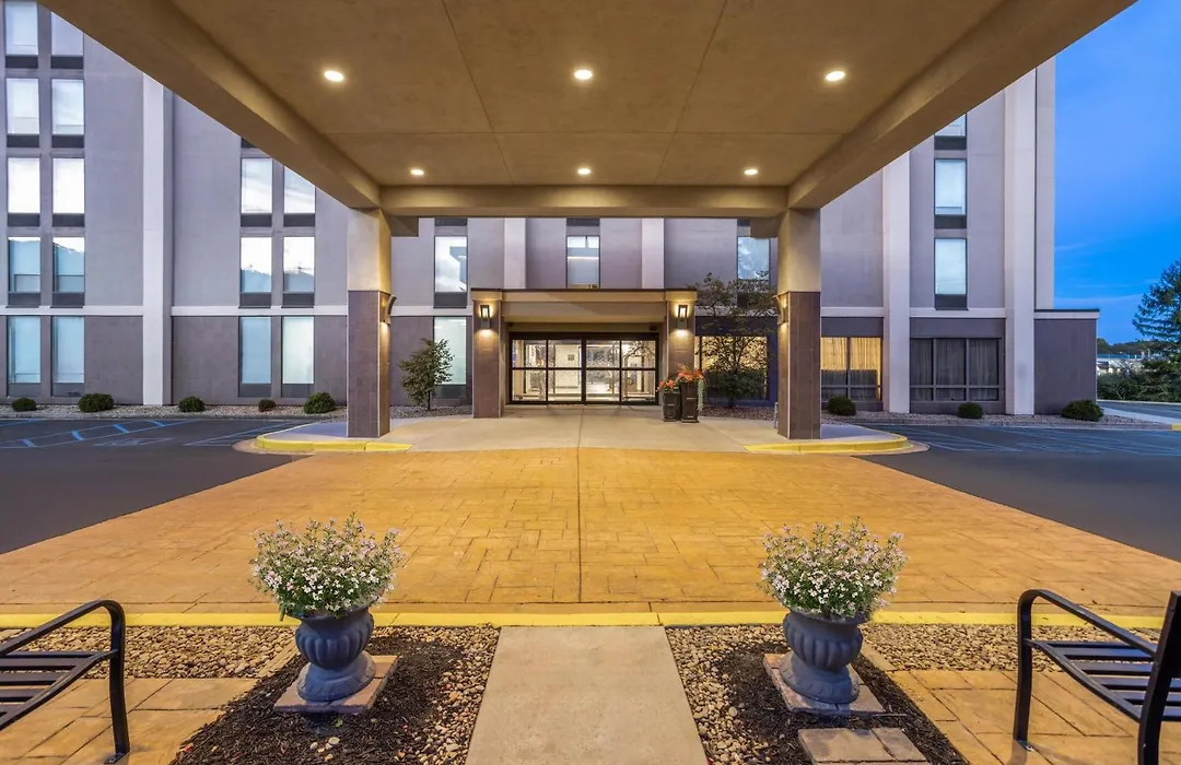 Hampton Inn Somerset-1