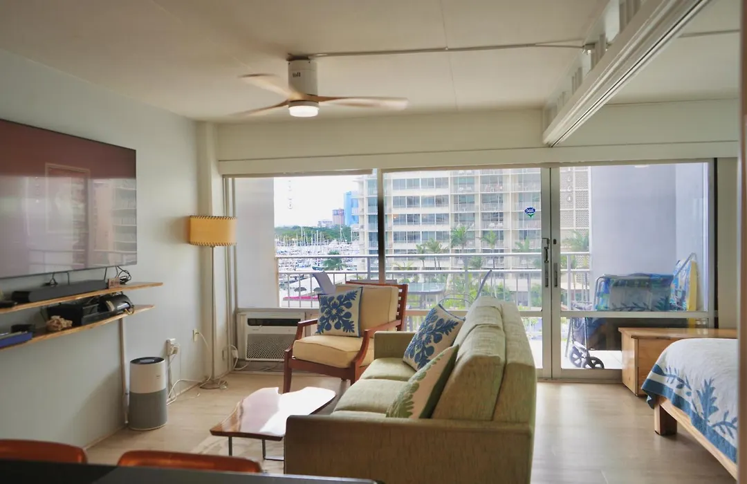 Ilikai Hotel Condo With Kitchen And Ocean View-1