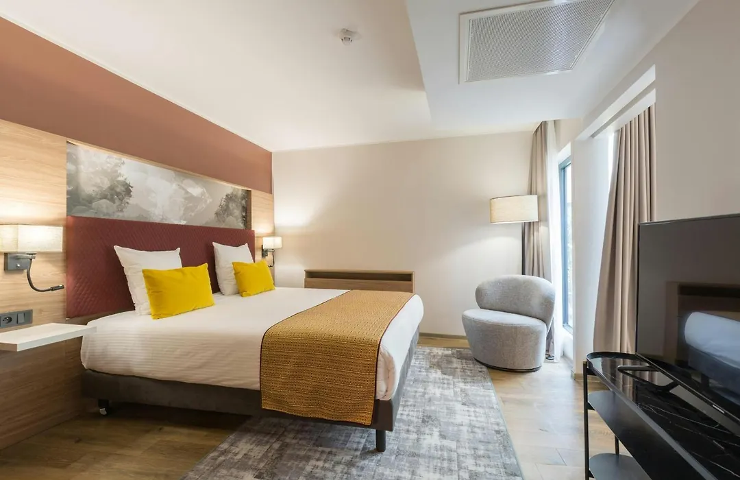 Leonardo Hotel Antwerpen-1