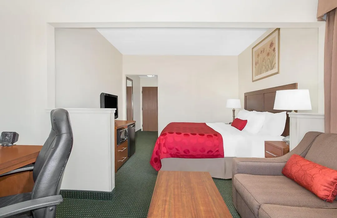 Ramada By Wyndham Denver International Airport-1