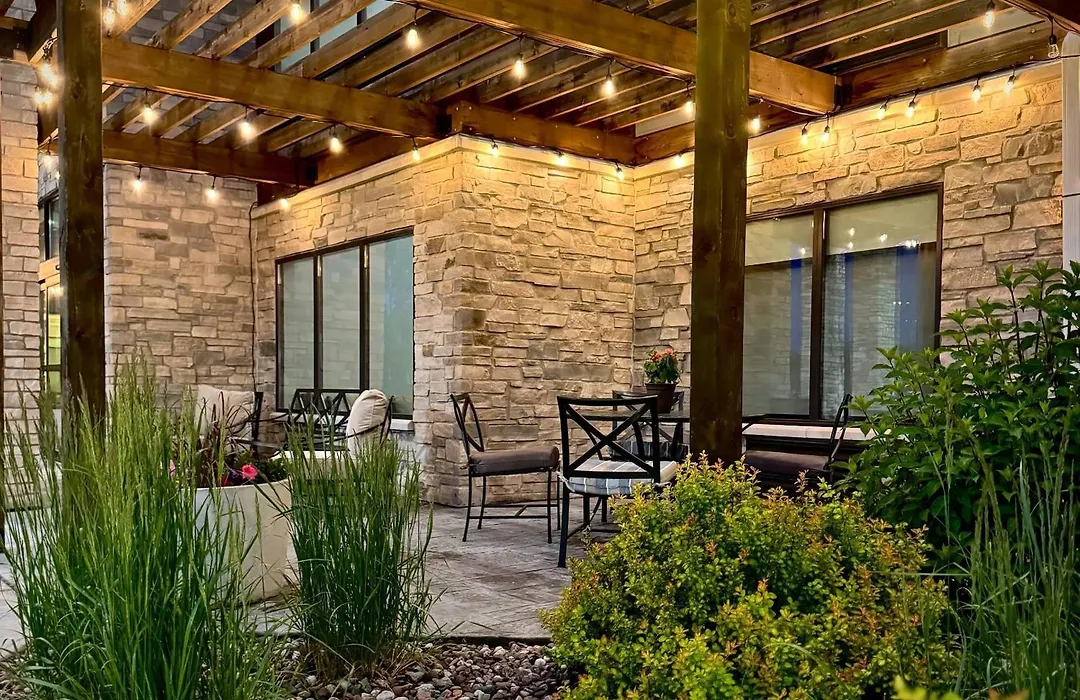 Country Inn & Suites By Radisson, Appleton Airport - Fox River Mall Area-1