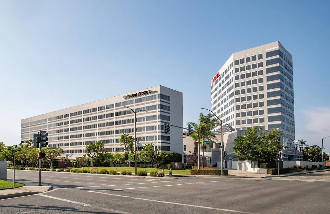 Doubletree By Hilton Lax - El Segundo-1