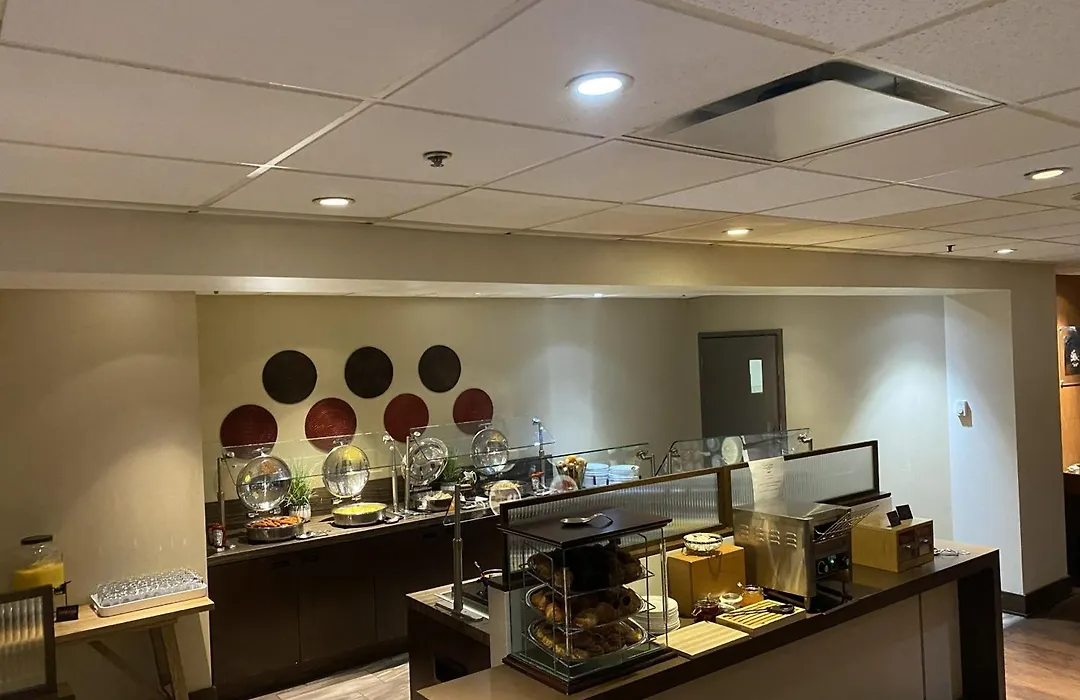 Saint John Harbourfront Hotel-1