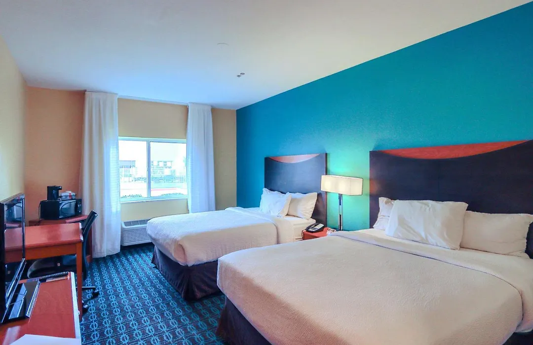 Comfort Inn & Suites Houston North - Spring-1