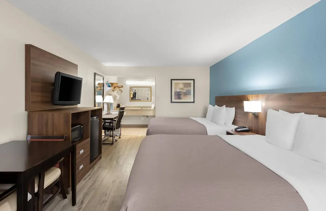 Quality Inn & Suites Lexington-1