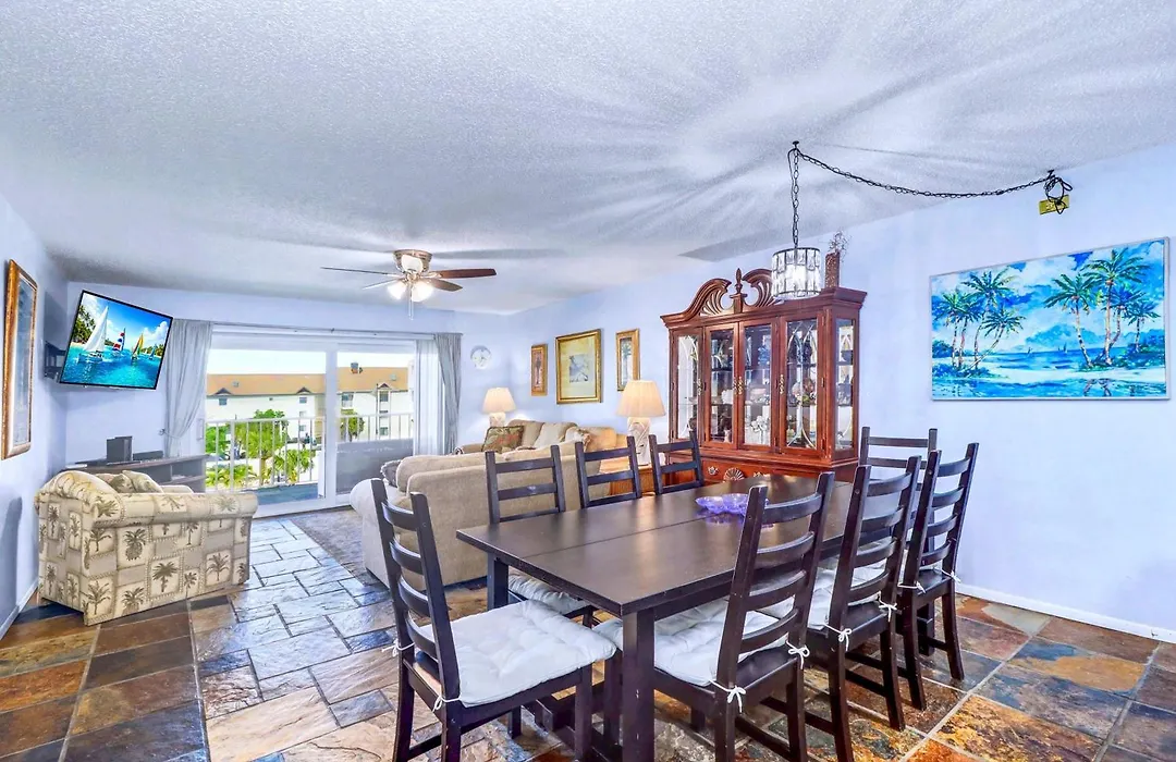 Reef Club 304-1