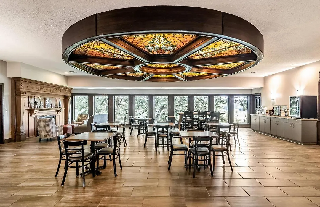 Riverview Inn & Suites, An Ascend Collection Hotel-1