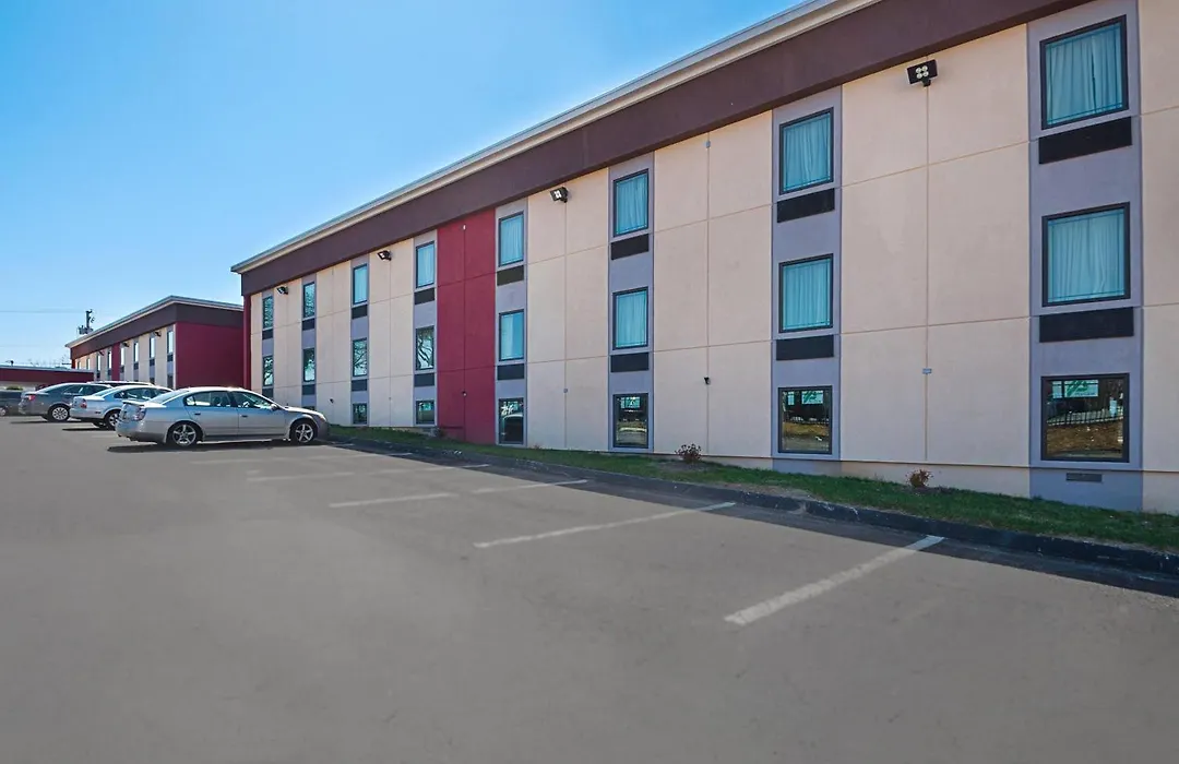 Quality Inn Near Pimlico Racetrack-1