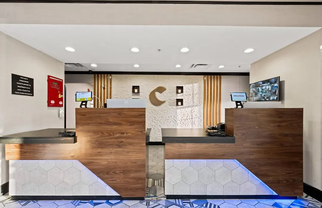 Comfort Suites Newport News Airport-1