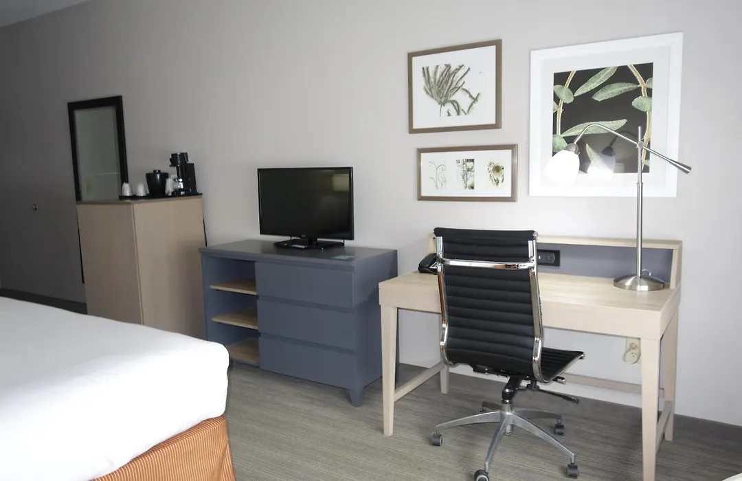 Country Inn & Suites By Radisson, Round Rock, Tx-1