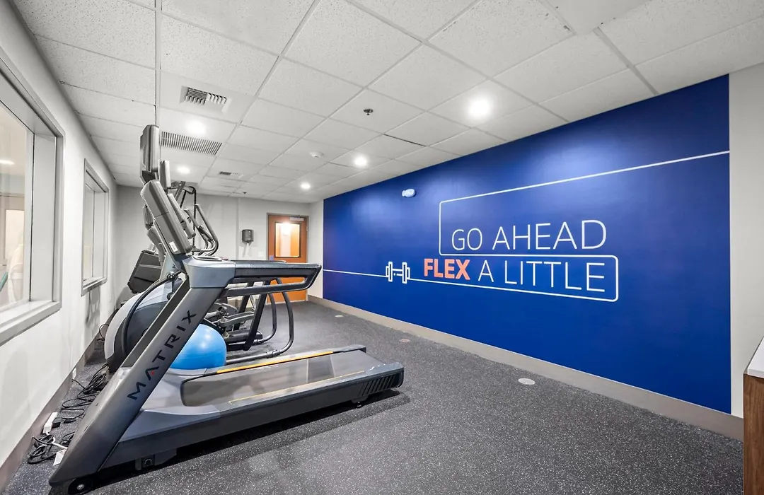 Holiday Inn Express Hotel & Suites Lincoln-Roseville Area By Ihg-1