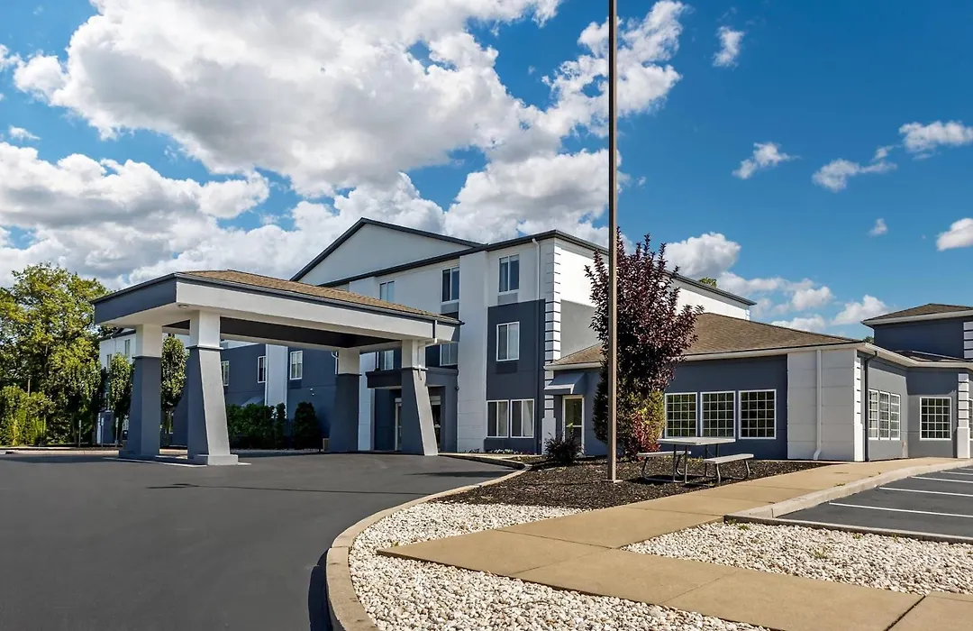 Comfort Inn & Suites Harrisburg-Hershey North-1