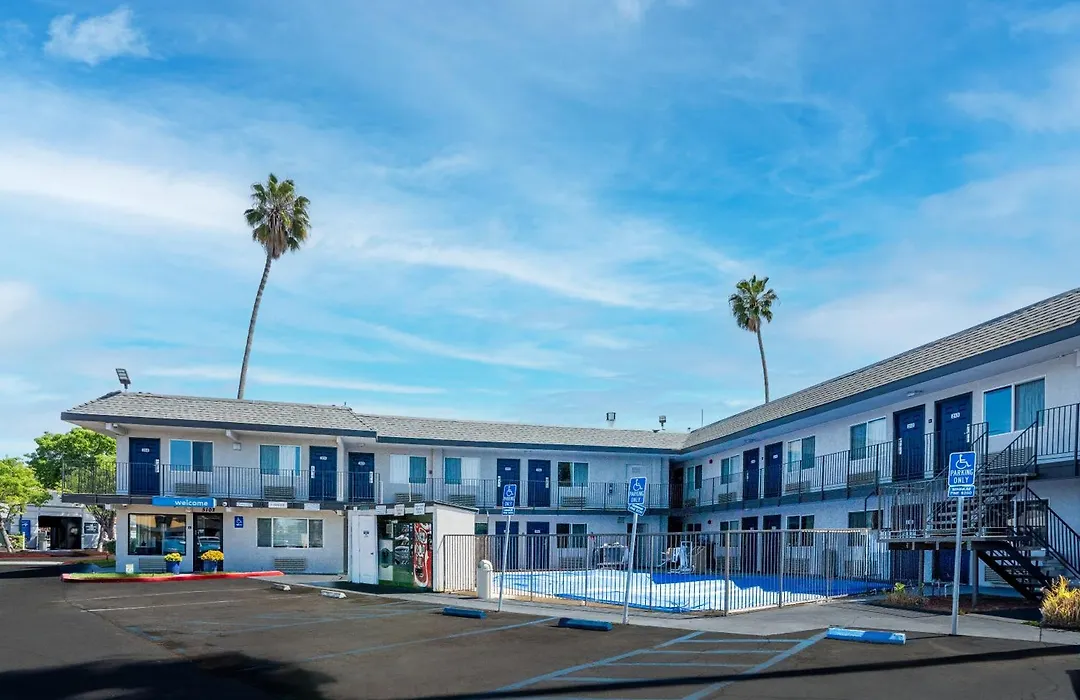 Motel 6-Pleasanton, Ca-1