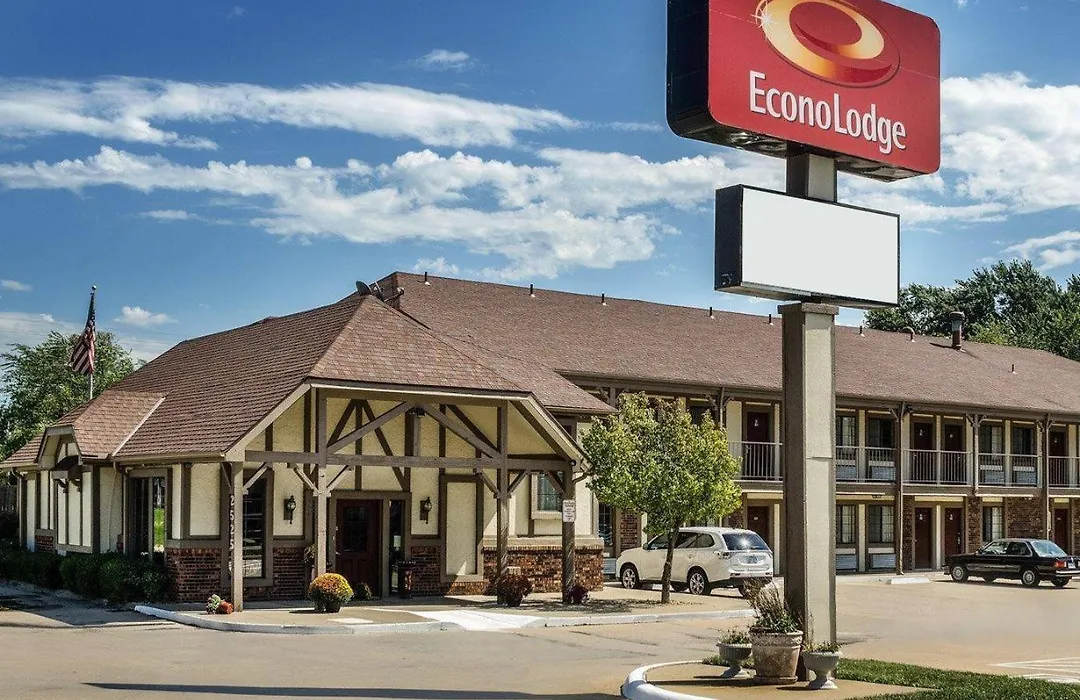 Econo Lodge Lawrence Near University-1