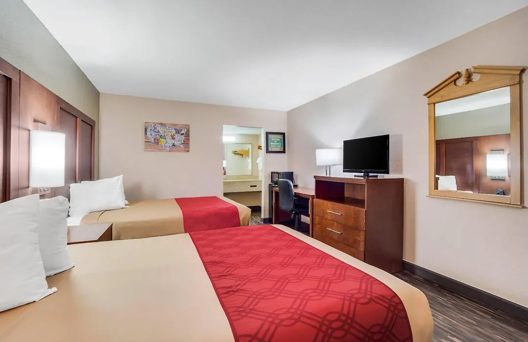 Econo Lodge Walterboro I-95-1