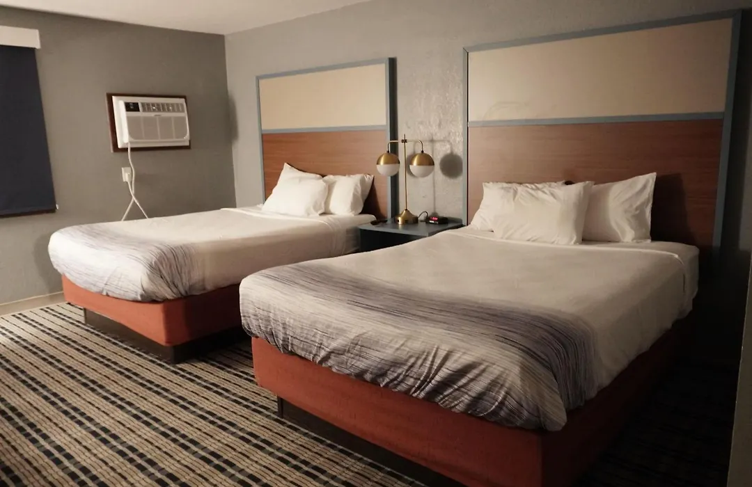 Americinn By Wyndham Forest Lake-1