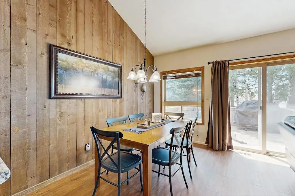 Pines 4031-1