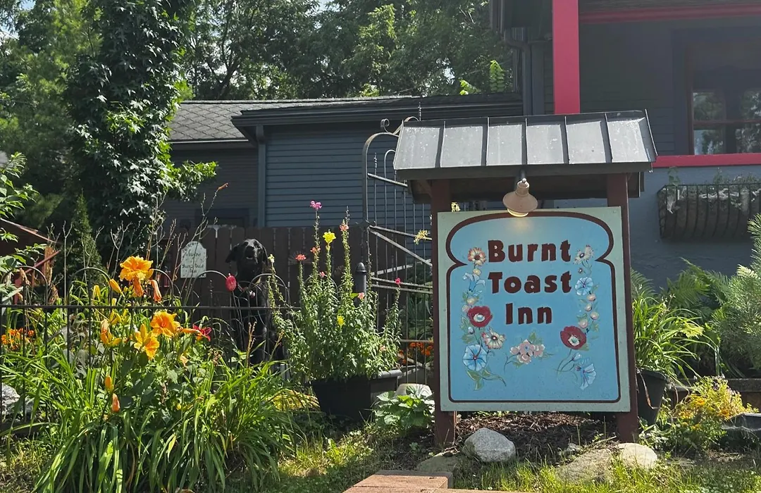 Burnt Toast Inn And Washington House-1