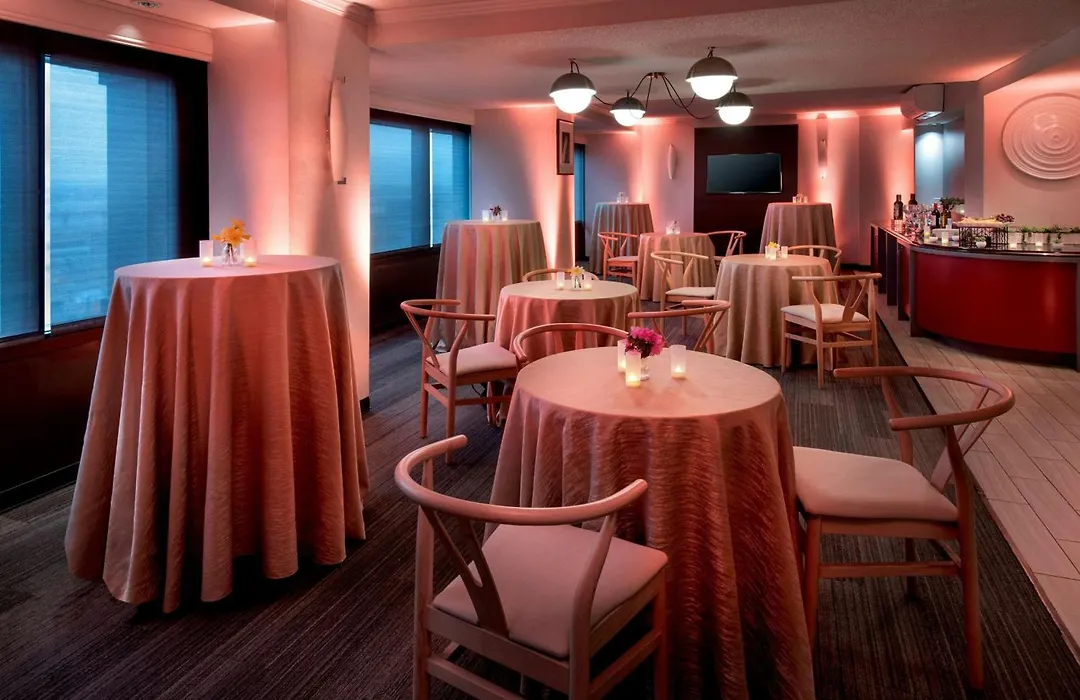 Newark Liberty International Airport Marriott-1