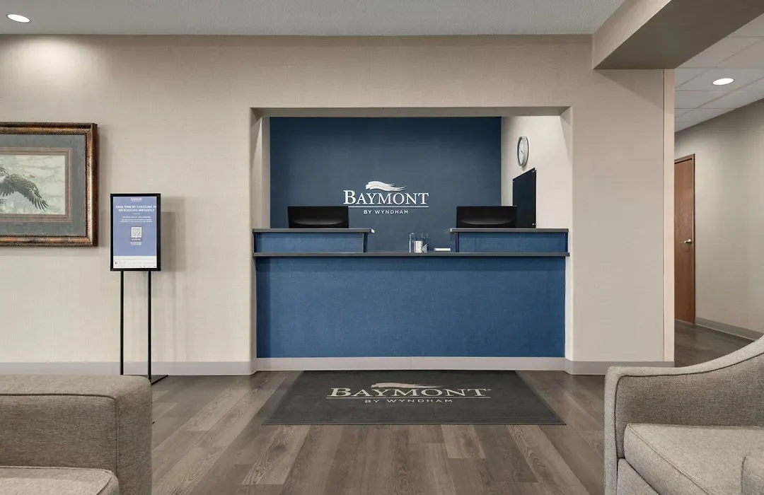 Baymont By Wyndham Rockford-1