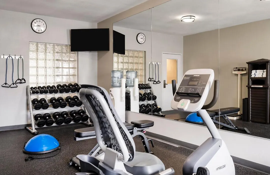 Garner Hotel Liberal North By Ihg-1