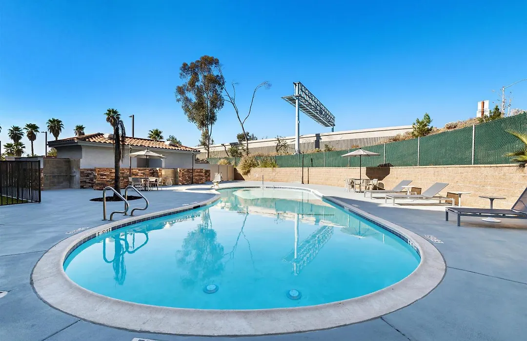 Spark By Hilton Redlands-1