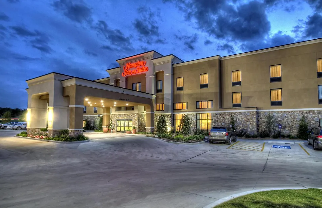 Hampton Inn And Suites Ada-1