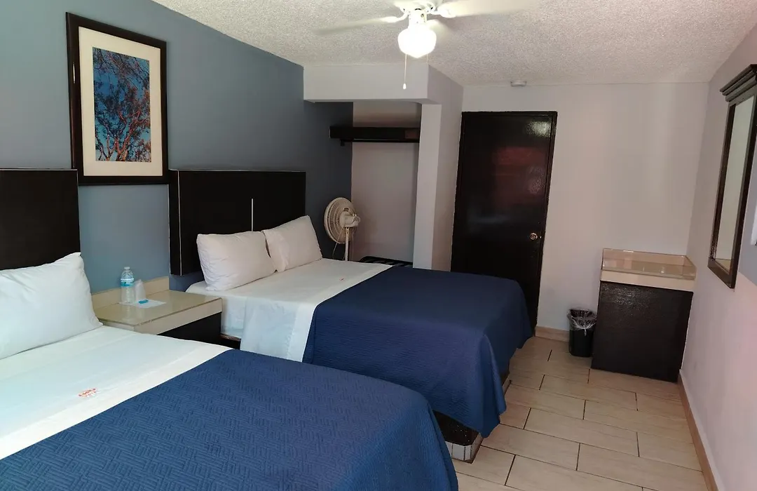 Hotel Agora-1