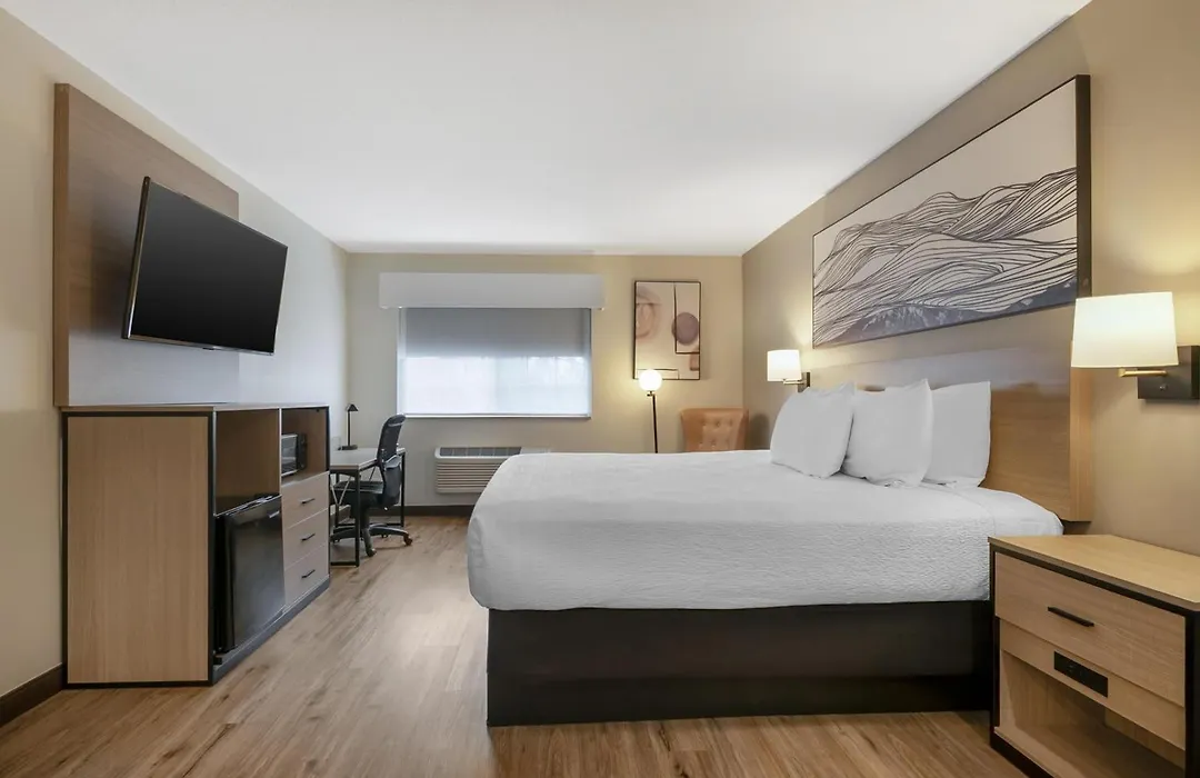 Best Western Plus Meridian-1