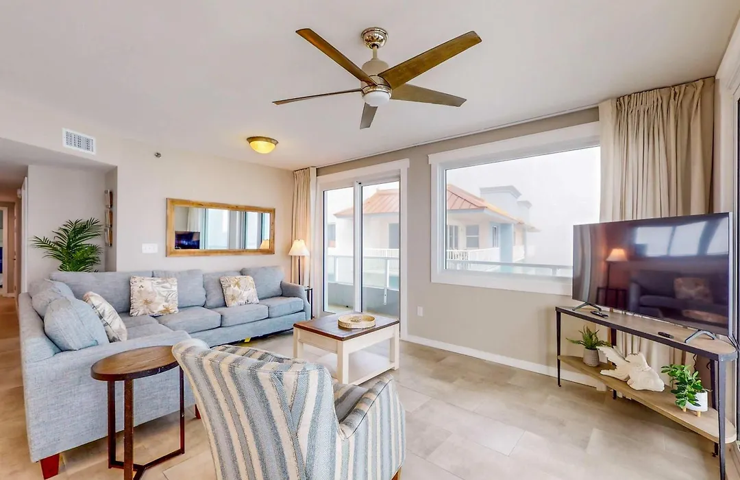 Silver Beach 601-1
