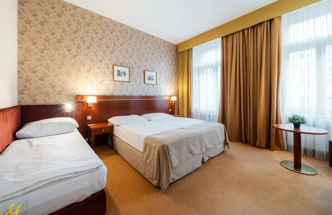 Hotel Raffaello-1
