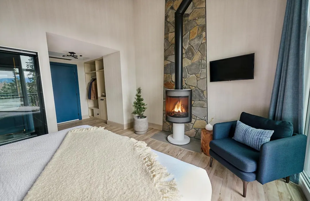 Pyramid Lake Lodge-1
