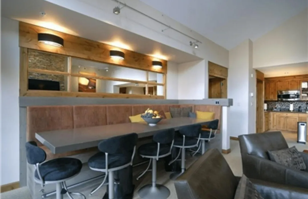The Lodge At Mountaineer Square, A Vail Resorts Property-1
