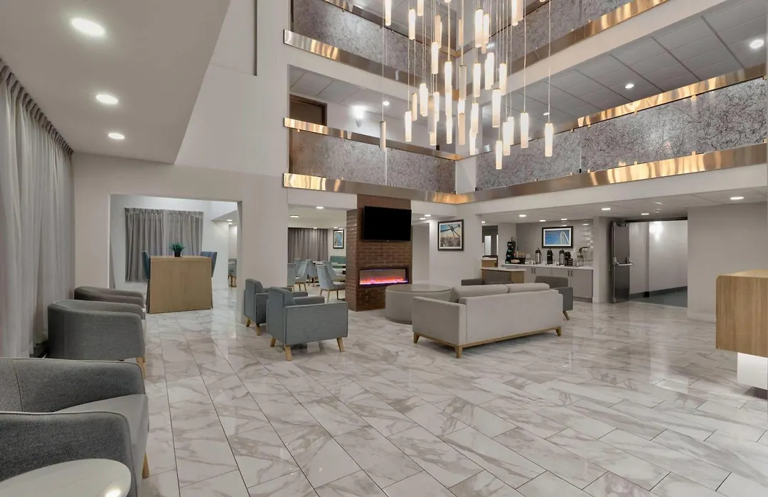 La Quinta By Wyndham Dallas I-35 Walnut Hill Ln-1