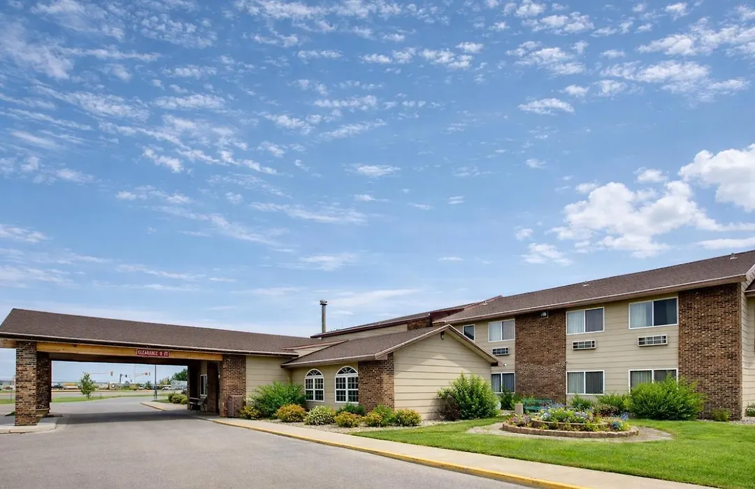 Fireside Inn And Suites-1