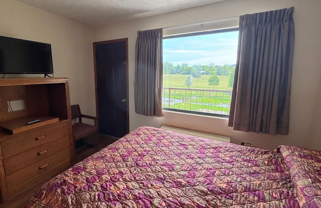 Landmark Inn On The River Sevierville-1