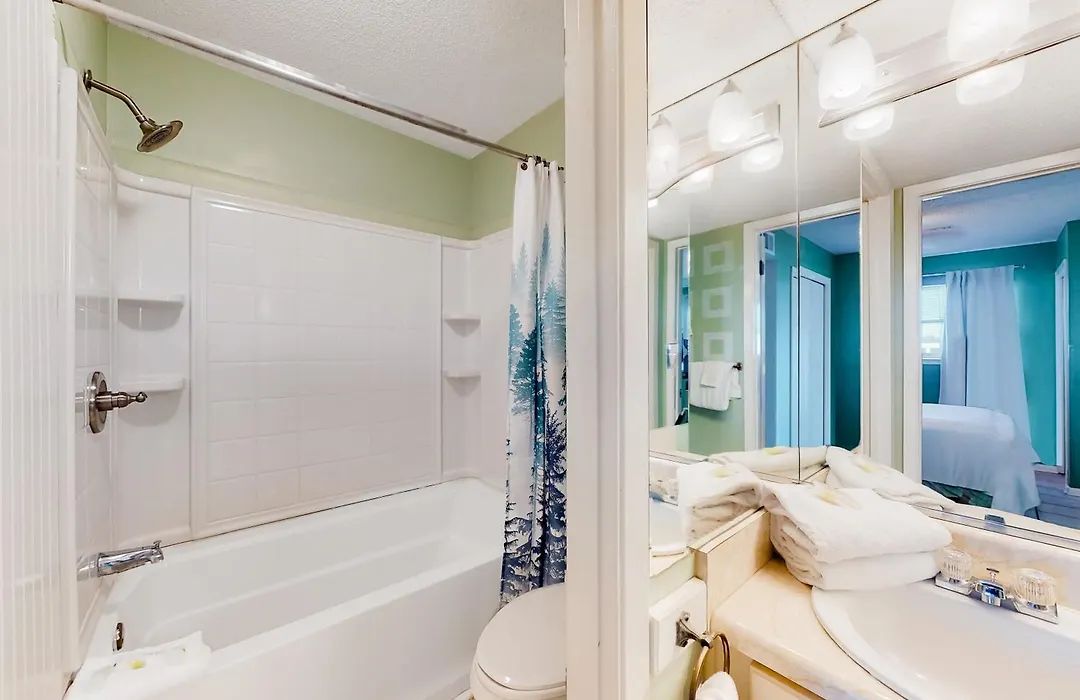 Seaside Beach & Racquet Club 2204-1