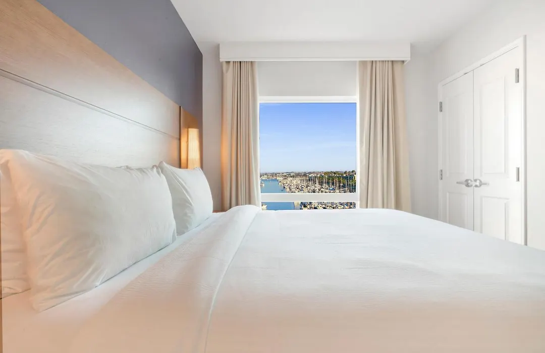 Courtyard By Marriott Marina Del Rey-1