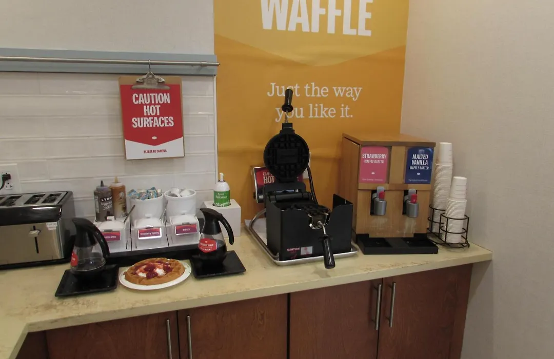 Hampton Inn Summersville-1