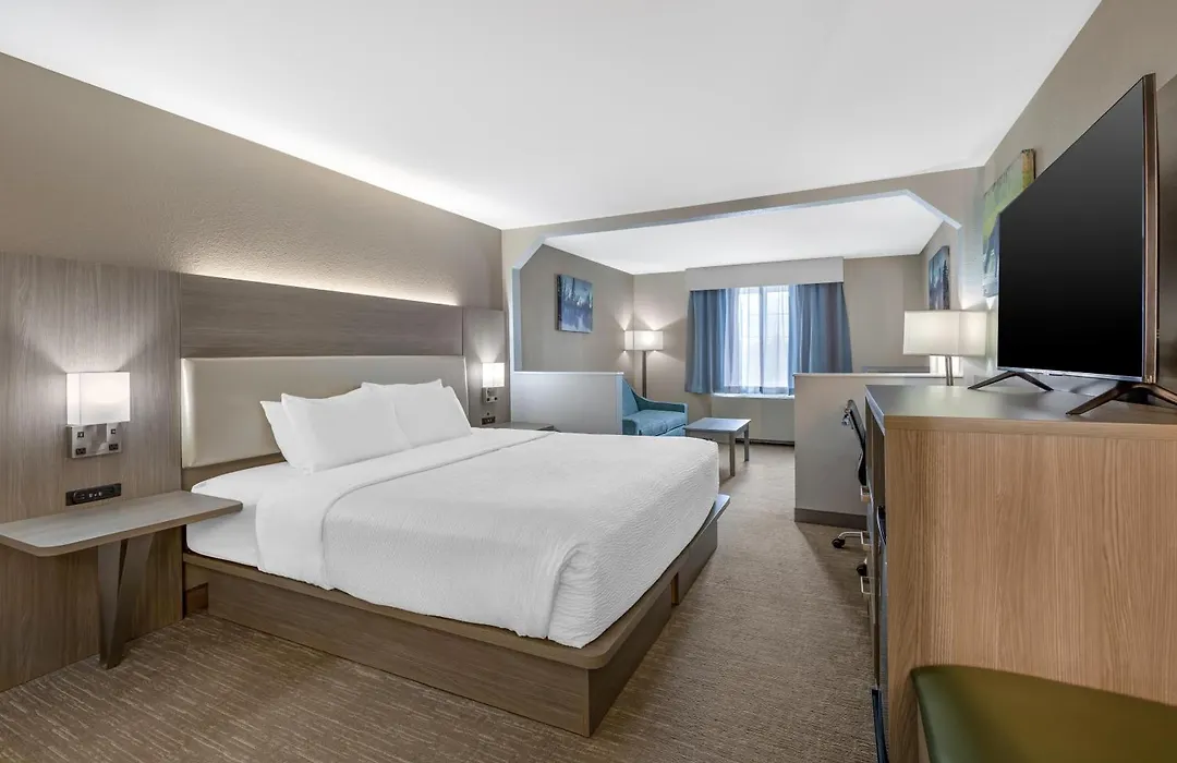 Best Western Plus Pioneer Park Inn-1