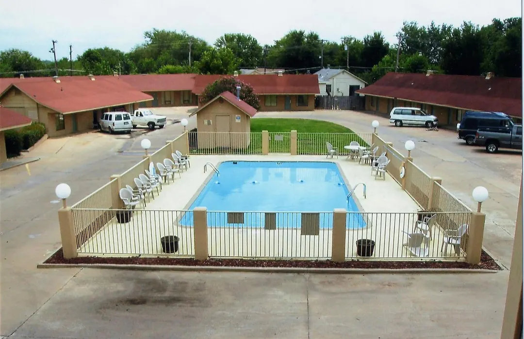 Will Rogers Inn-1