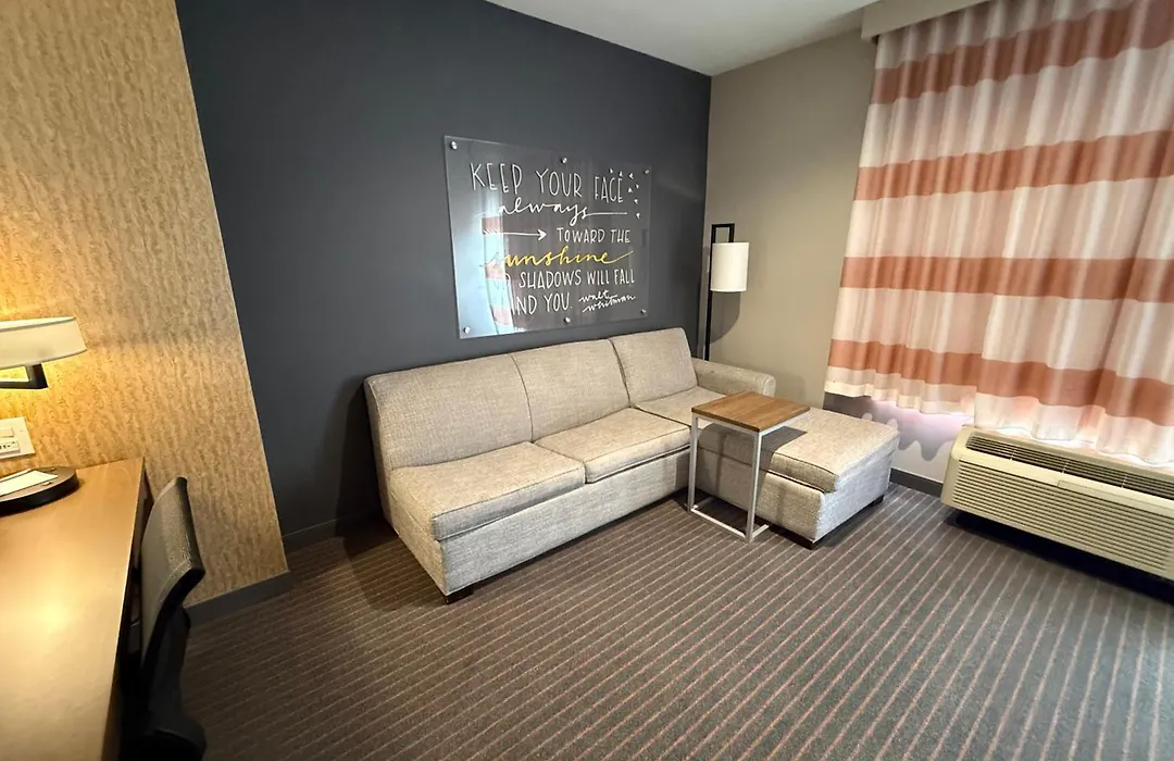 La Quinta By Wyndham Altoona Des Moines-1