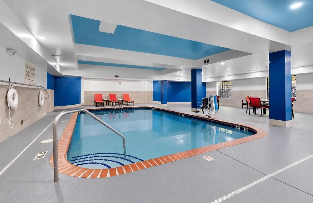 Hampton Inn Salem-1