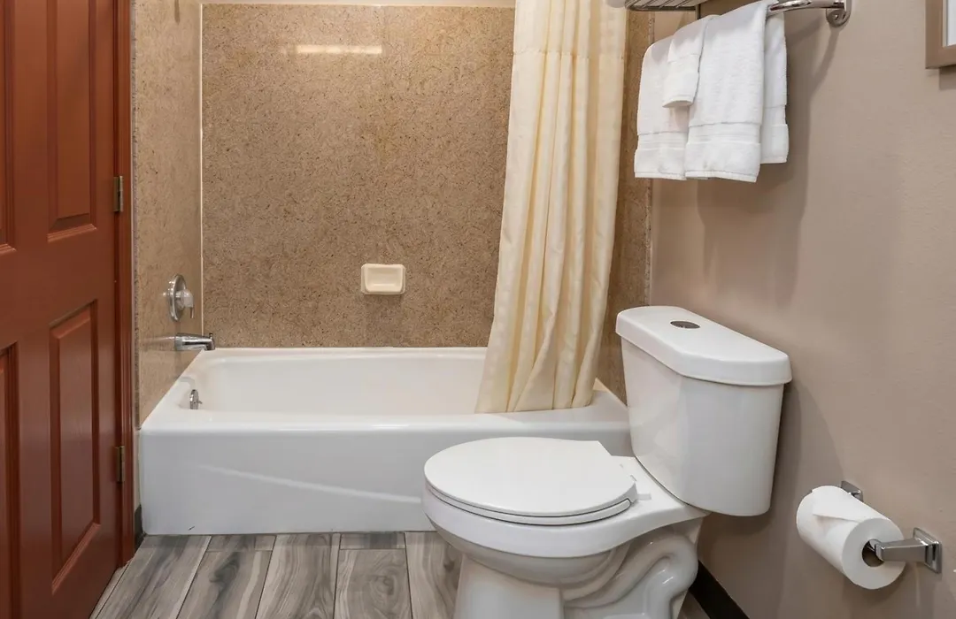 Airport Inn & Suites South Padre Island I 37-1