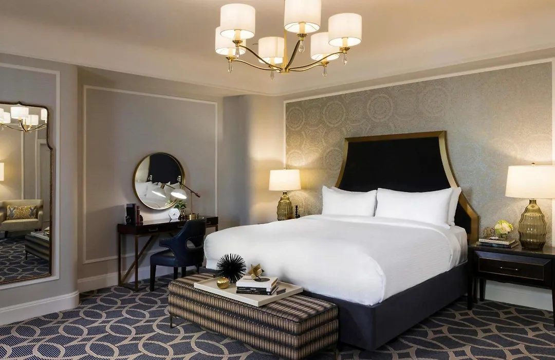 Fairmont Hotel Vancouver-1